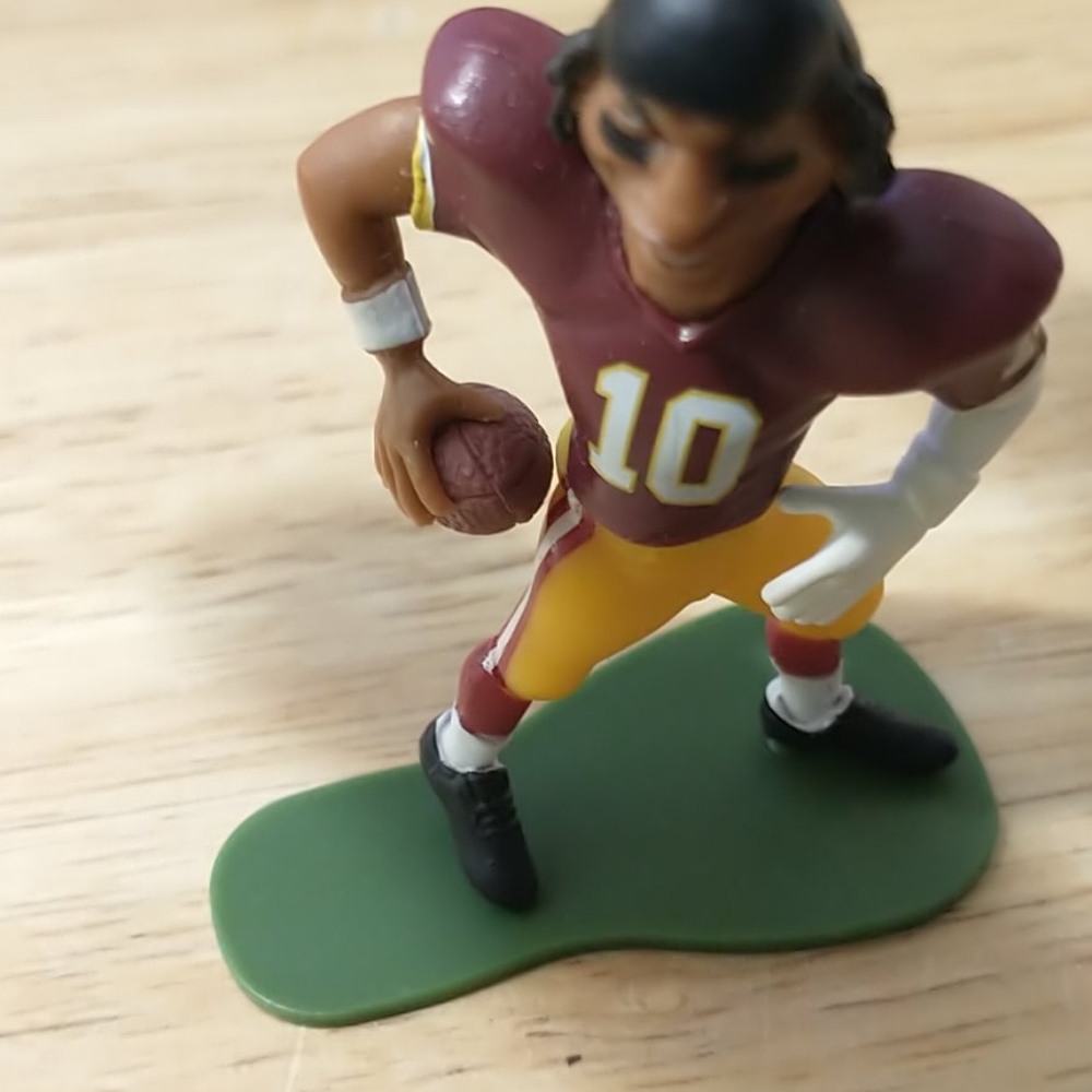 NFL small pros posable collectable figure